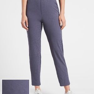 Athleta Brooklyn Textured Ankle Pant Size 8 MSRP $89